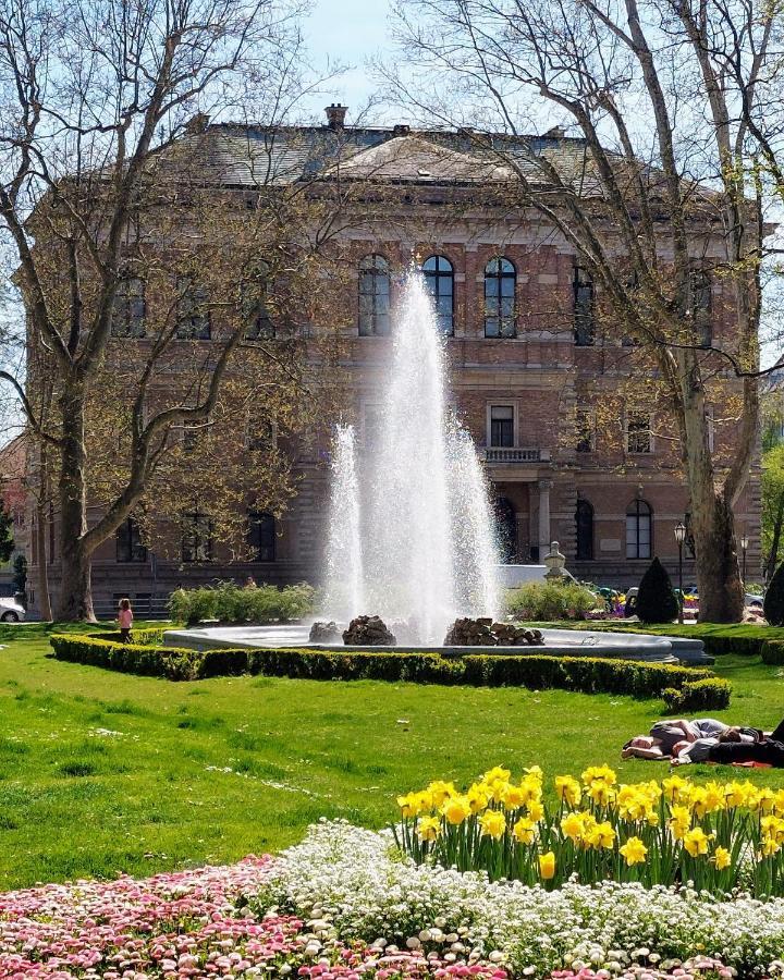 Sedaki Apartments In The Center Of Zagreb Luaran gambar