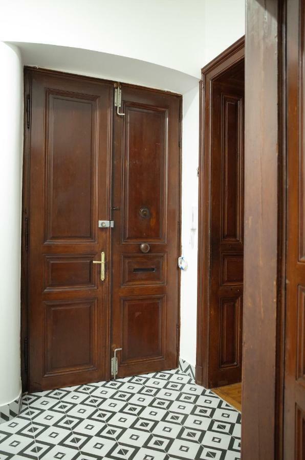 Sedaki Apartments In The Center Of Zagreb Luaran gambar